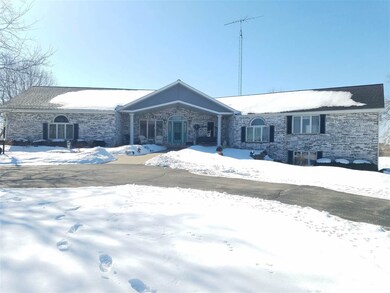 15337 W Elmer Rd, Evansville, WI 53536 - photo 5