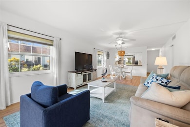 200 Glennes Ln unit 103, Dunedin, FL 34698 - photo 7