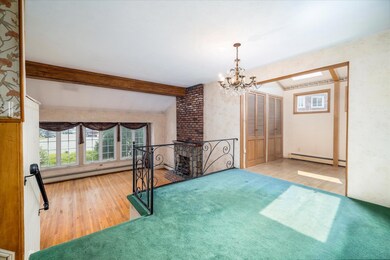 185 Maxine Ct, West Hempstead, NY 11552 - photo 4