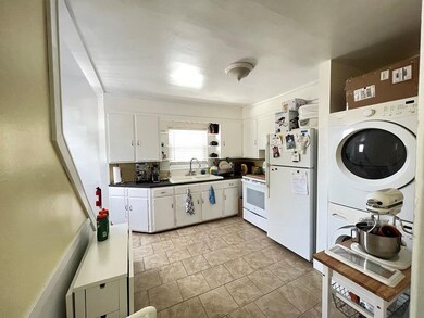 61 Dunstable Rd unit 2, North Chelmsford, MA 01863 - photo 2