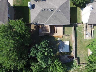 1612 W Pelham Path, Raymore, MO 64083 - photo 2