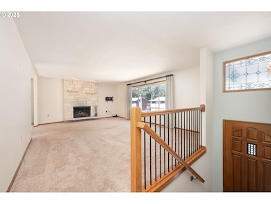 6930 Oakridge Dr, Gladstone, OR 97027 - photo 5