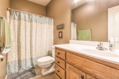846 W 149th Place, Glenpool, OK 74033 - photo 7