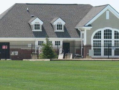 12235 Bubbling Brook Dr unit 1000, Fishers, IN 46038 - photo 2