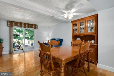 19142 Partridge Wood Dr, Germantown, MD 20874 - photo 5