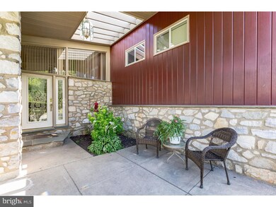 520 General Patterson Dr, Glenside, PA 19038 - photo 2