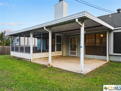 411 E Hogan Dr, Copperas Cove, TX 76522 - photo 6