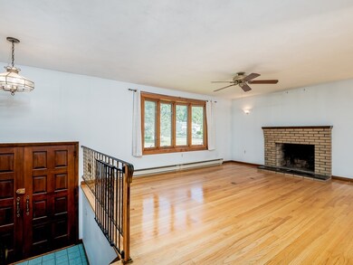 13 Pinecroft Ave, Holden, MA 01520 - photo 3