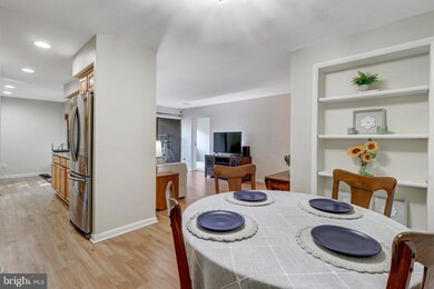 11200 Chestnut Grove Square unit 304, Reston, VA 20190 - photo 7