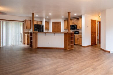 116 Autumn St, Aliquippa, PA 15001 - photo 7