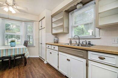 Kitchen2