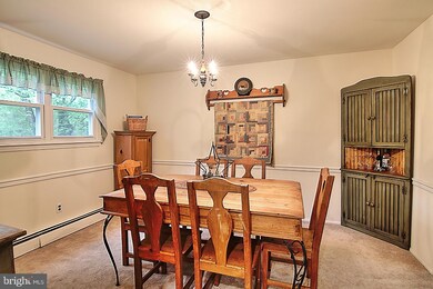 1520 Heather Place, Pottstown, PA 19464 - photo 4