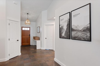 37-web-or-mls-20881-Top-Knot-Lane-Bend-O