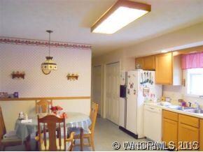 13 Countryside Dr, Hendersonville, NC 28792 - photo 5