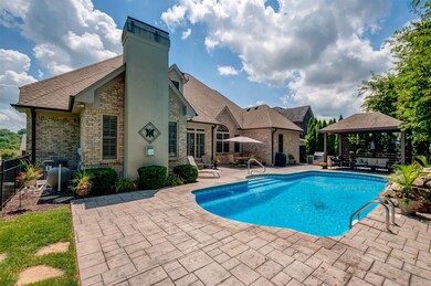 Another view of this gorgeous backyard space! 