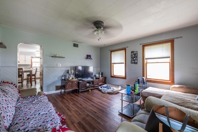 3-web-or-mls-722 Avon St-9