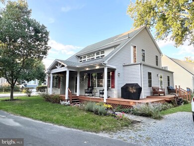 1600 Cliff Dr, Edgewater, MD 21037 - photo 2