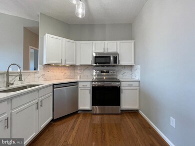 7420 Hindon Cir, Windsor Mill, MD 21244 - photo 4