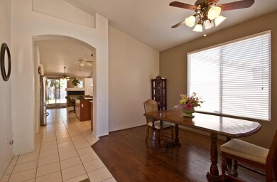 Entry /Living Rm