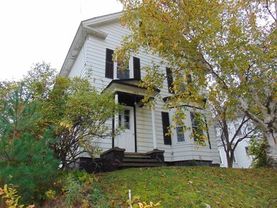 202 Spring St, Saint Johnsbury, VT 05819 - photo 4