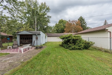 5320 Clement Ave, Maple Heights, OH 44137 - photo 5