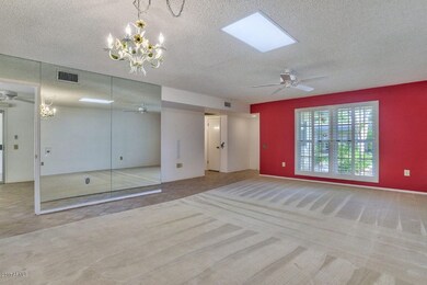 10541 W Wheatridge Dr, Sun City, AZ 85373 - photo 6