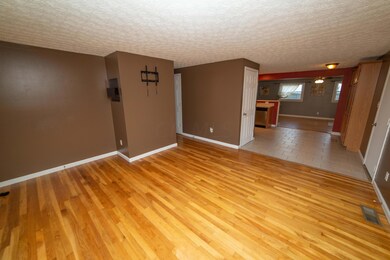 living room/overlooking dining area