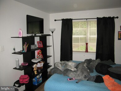 9762 Hagel Cir unit A, Lorton, VA 22079 - photo 6