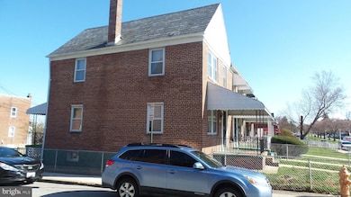 923 Wildwood Pkwy, Baltimore, MD 21229 - photo 2