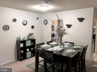 810 Henri Ct, Burlington, NJ 08016 - photo 2