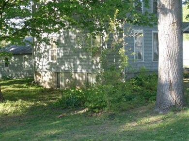 201 W Walker St, Rolling Prairie, IN 46371 - photo 2