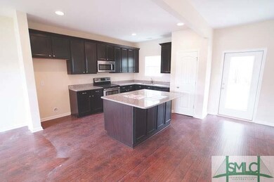 Fabulous kitchen! granite counters, 42