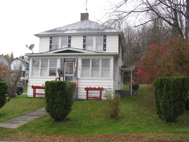 16 Jefferson Ave, Lunenburg, VT 05904 - photo 4