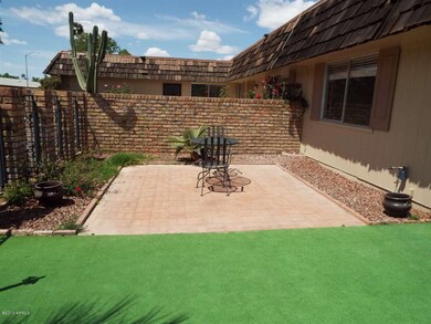 11102 W Cameo Dr, Sun City, AZ 85351 - photo 3