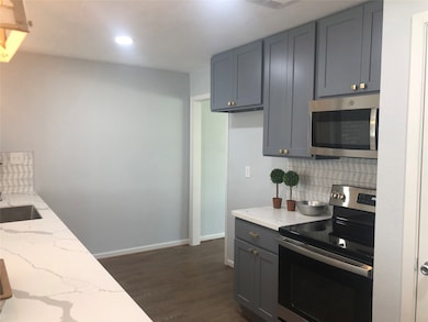 16430 Bougainvilla Ln, Friendswood, TX 77546 - photo 4