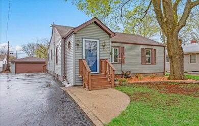 541 N Westlawn Ave, Aurora, IL 60506 - photo 2