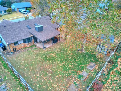 3012 S Narcissus Ave, Broken Arrow, OK 74012 - photo 3