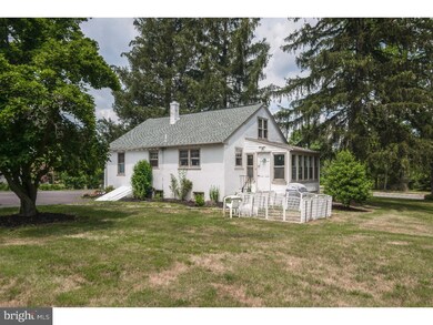 1018 Diamond St, Sellersville, PA 18960 - photo 4