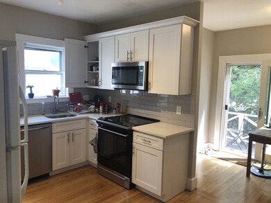 198 Maplewood St unit 2, Watertown, MA 02472 - photo 2