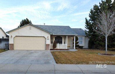 512 S Valley Dr, Nampa, ID 83686 - photo 2