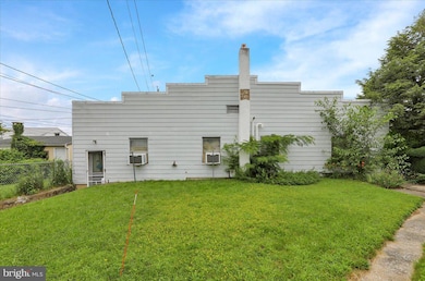 529 Chestnut St, West Reading, PA 19611 - photo 5