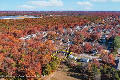 15 Disney Dr, Toms River, NJ 08755 - photo 2