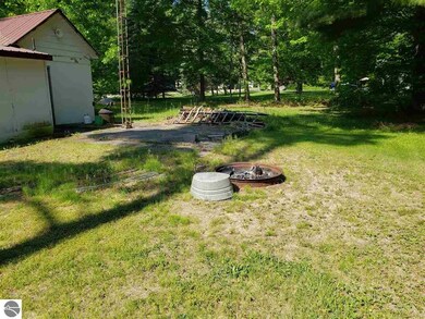 5733 N Hammell Beach Rd, Au Gres, MI 48703 - photo 3