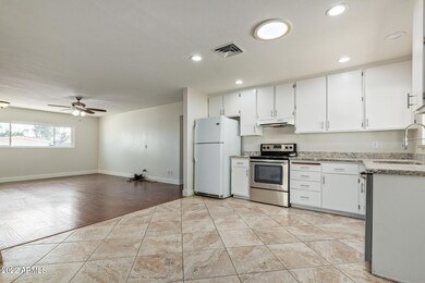 2222 E 3rd Dr, Mesa, AZ 85204 - photo 5