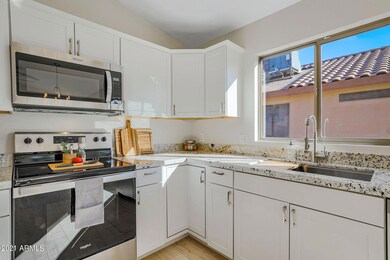 3 Renovated kitchen w. new appliances