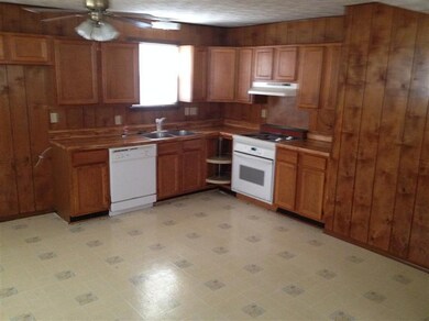 703 N 36th St, Nixa, MO 65714 - photo 6