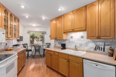 14213 N Thunderbird Blvd, Sun City, AZ 85351 - photo 3