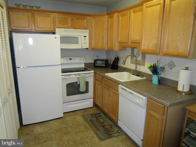 1657 Fendall Ct, Crofton, MD 21114 - photo 4