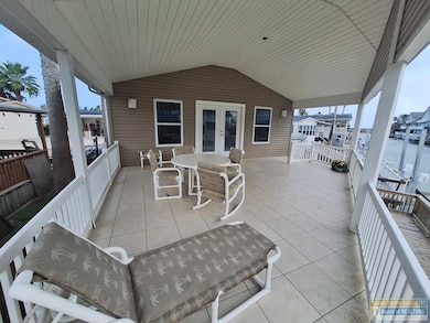 801 E Oyster Dr, Port Isabel, TX 78578 - photo 2