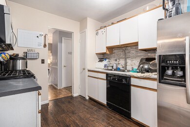 897 Washington Ave N, Battle Creek, MI 49037 - photo 6